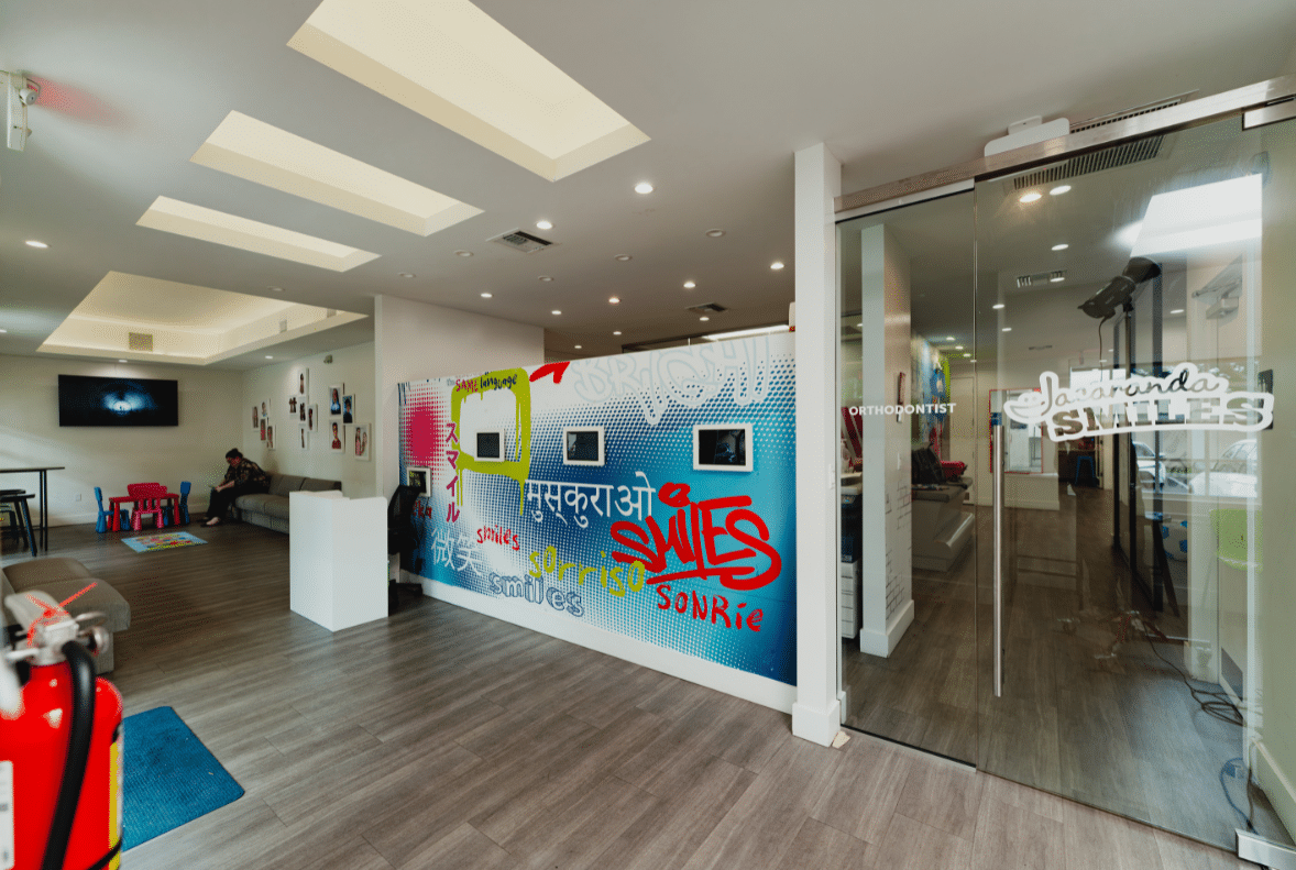 Jacaranda Smiles Plantation kids dental clinic near Central Park
