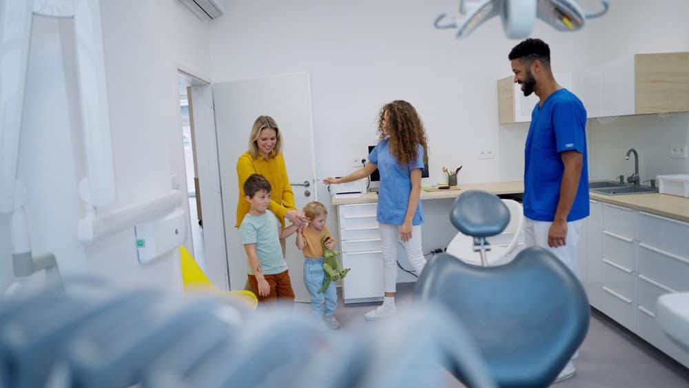 Why Your Kid Should See a Pediatric Dentist