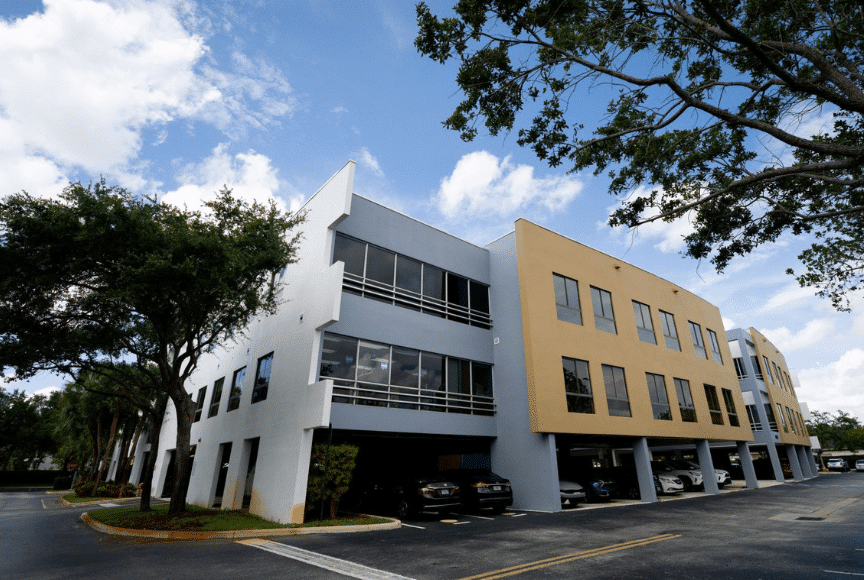 Jacaranda Smiles West Pembroke Pines office, the pediatric dentist Southwest Ranches FL families visit